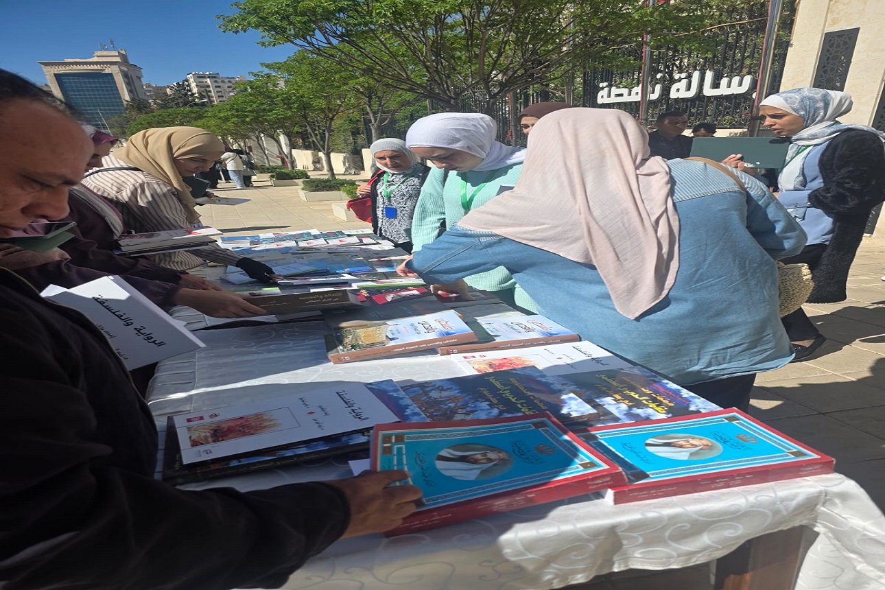 5ef8eedc-d457-4b40-989e-f4cfde3c3fa8